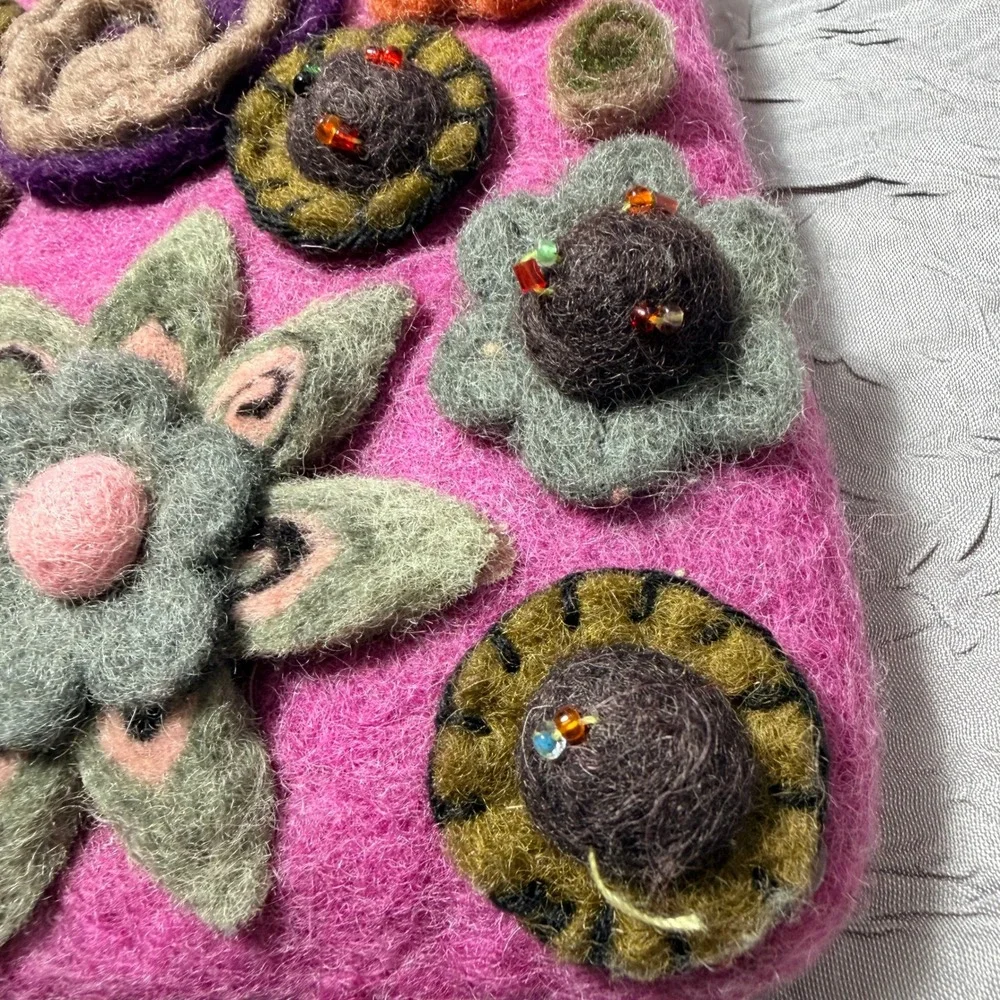 Rising Tide Pink Felted Wool Floral 8x5